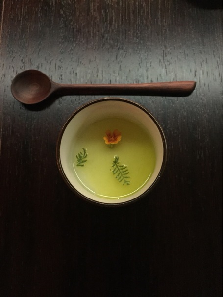 dining broth tea