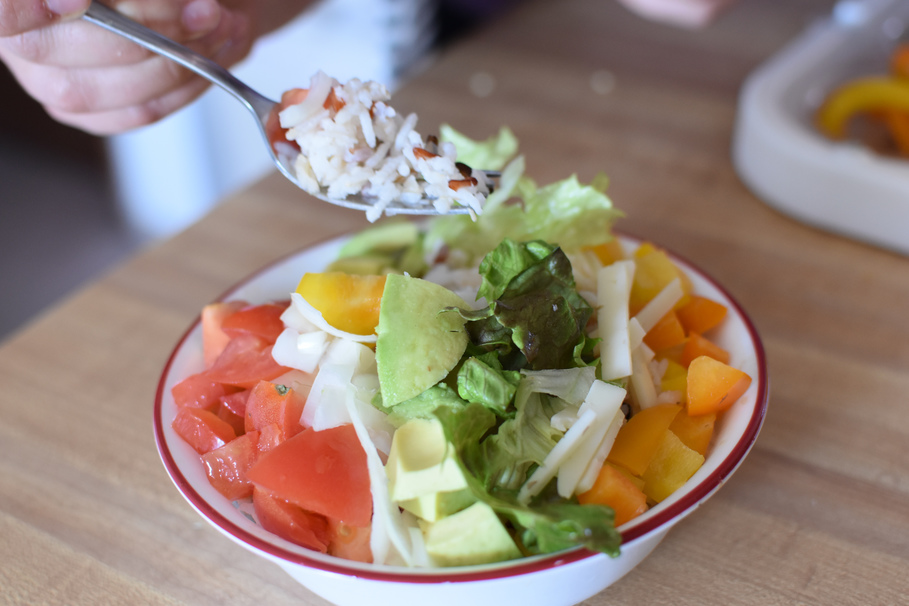 salad, vegetable, lettuce, cheese