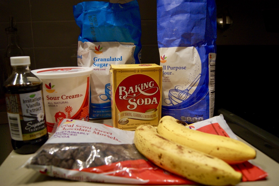 banana, peanut butter, peanut