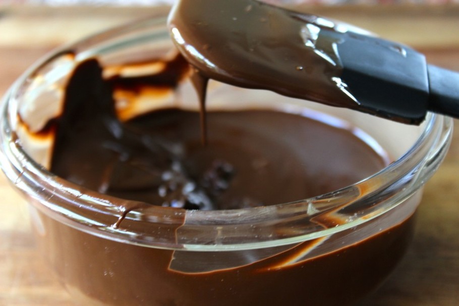 4 Easy Desserts You Can Make in Your Microwave