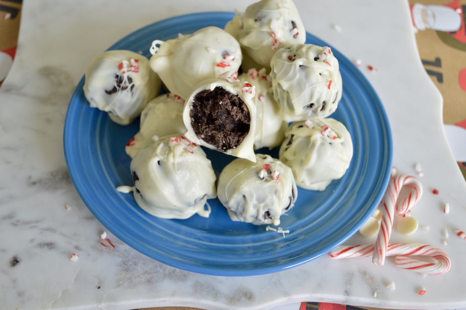 sweet, whipped cream, dairy product, cake, chocolate, cream