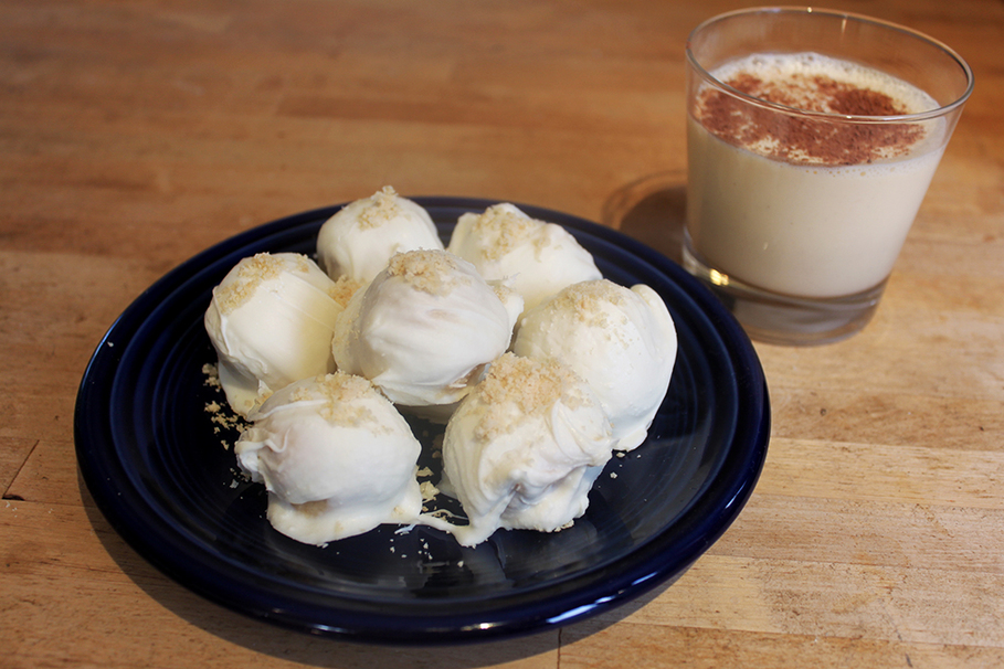 meringue, milk, chocolate, dairy product, cream