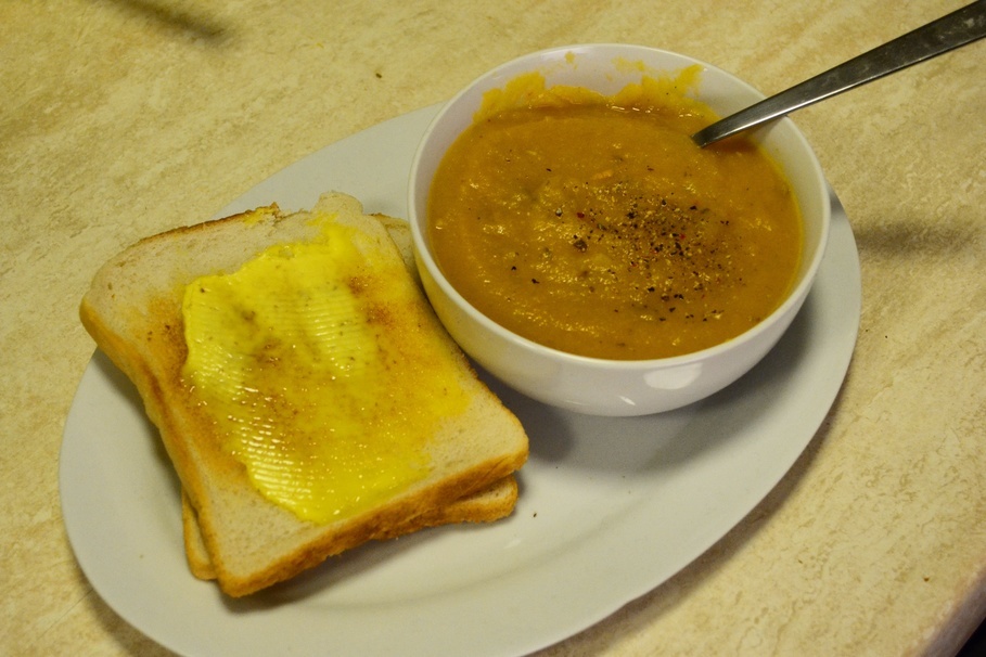 cheese, soup, toast, bread