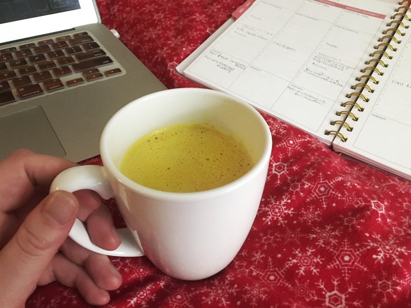 This Ginger Turmeric Latte Recipe Is Tastes Better Than Starbucks