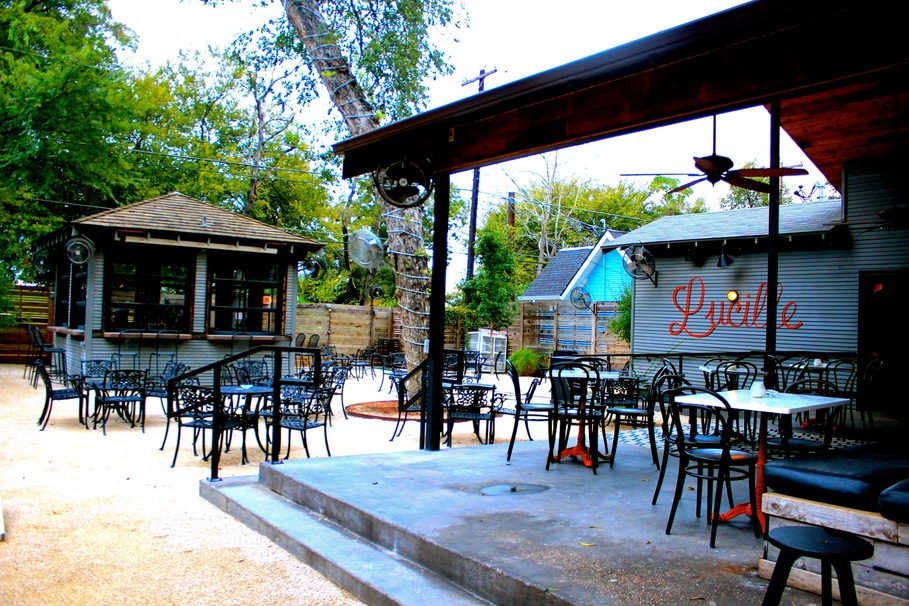 5 Austin Bars that are way Better than Dirty Sixth