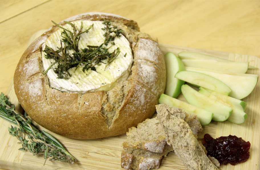 Upgrade Your Camembert Bread Bowl With a Fruity Twist