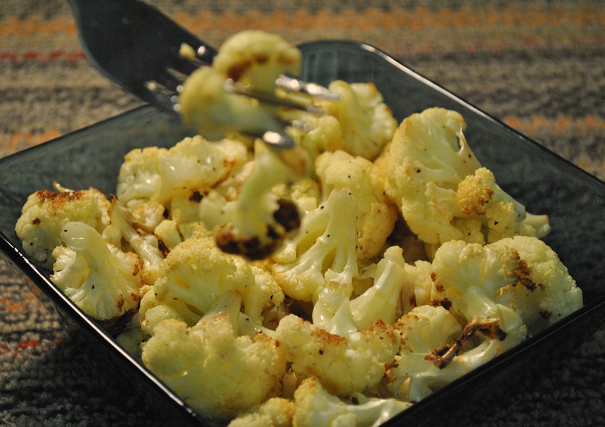 cauliflower, vegetable, meat, pasta, sauce