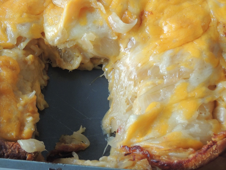 Challenge Yourself and Make This French Onion Soup Lasagna