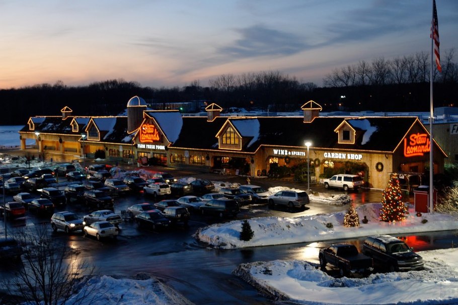12 Reasons Stew Leonard’s Is the Best Grocery Store in America