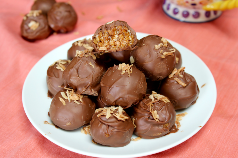 Delicious 3Ingredient Girl Scout Cookie Truffles
