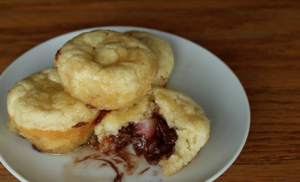 How to Make Nutella Strawberry Pancake Bites