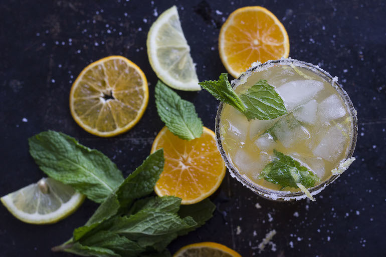 10 Classy Drink Orders That Are Sure To Impress On A First Date