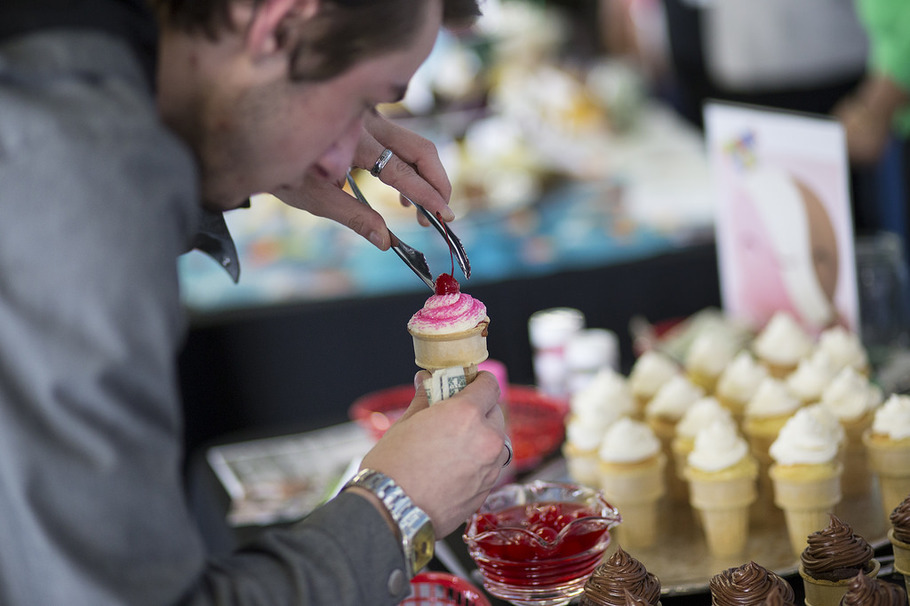 21 Food Pet Peeves Every College Student Can Relate To