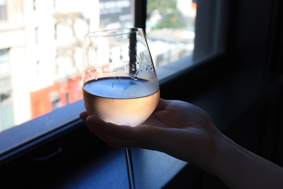 Here's a Genius Way to Determine a Wine's Alcohol Content