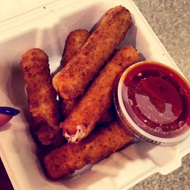 Best Places to Eat at Wash U cheese chicken