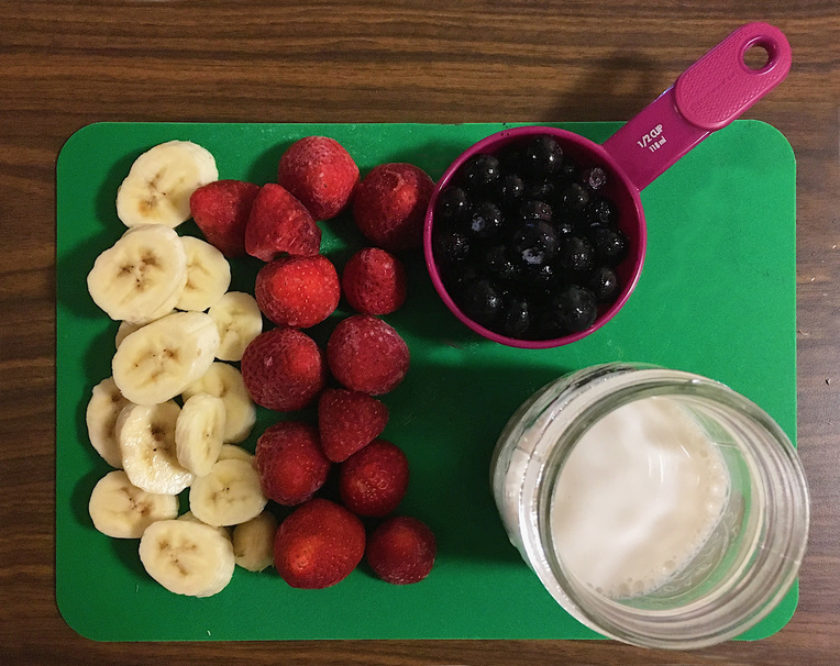 berry, sweet, banana, milk