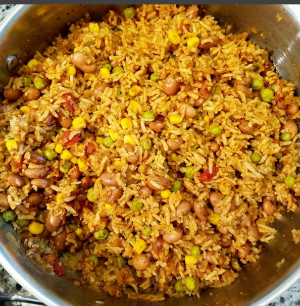 pilaf, fried rice, pepper, meat, cereal, vegetable, rice