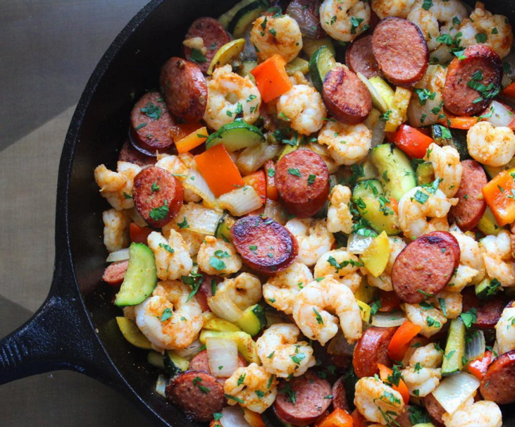 onion, corn, sausage, smoked sausage, pepper, meat, vegetable