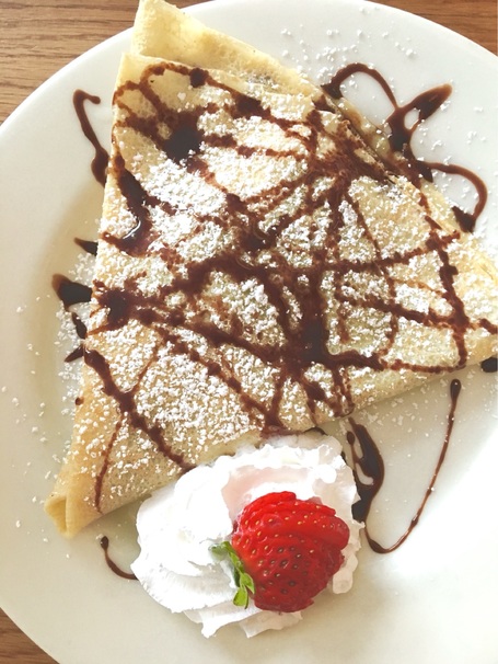 Parents in Athens syrup crepe