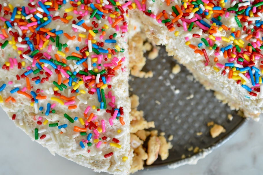 sweet, cream, chocolate, cake, sprinkles, candy