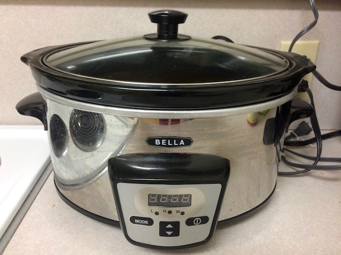 Why a CrockPot Is the Best Kitchen Tool for College Students