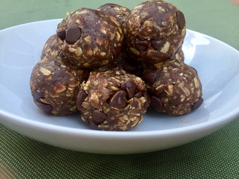 These Healthier Energy Balls Are Made With Medjool Dates