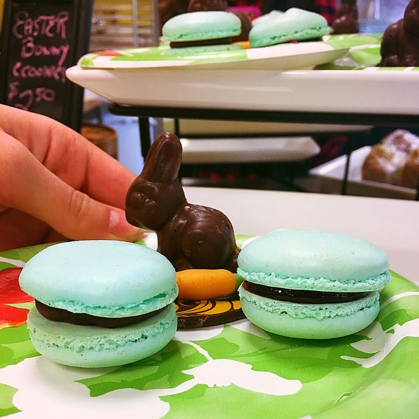 candy, cookie, meringue, cake, chocolate, macaroon, macaron