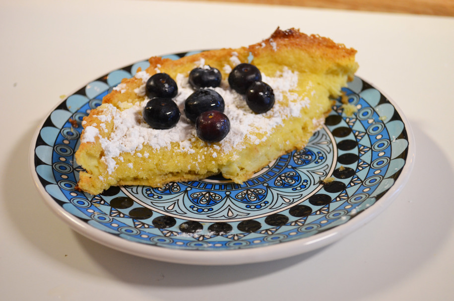 chocolate, cream, pastry, sweet, pie, berry, blueberry, cake