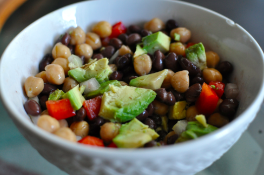 vegetable, legume, salad, pepper, corn, onion, pea