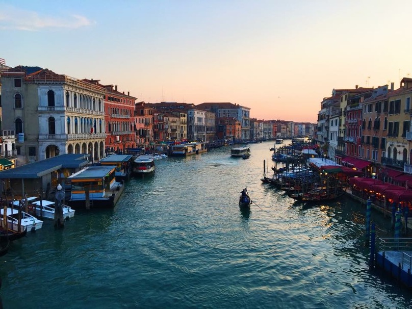 The 5 Best Cheap Eats Venice Has If You're Traveling on a Budget