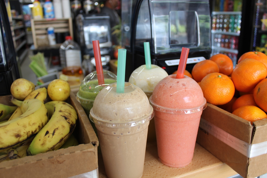 This Is The Best Smoothie Place In Waikiki