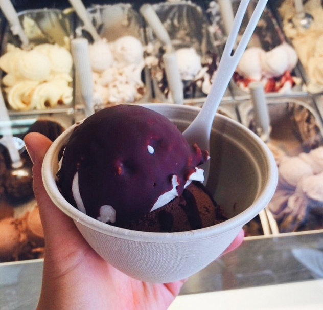 Where to Eat The Yummiest Vegan Ice Cream in Los Angeles