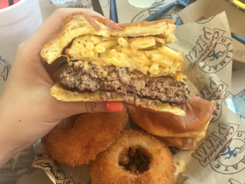 A Tourists Food Guide For the Best Eats in Myrtle Beach