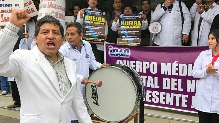 MEF transfirió S/.330 millones al SIS en medio de huelga médica