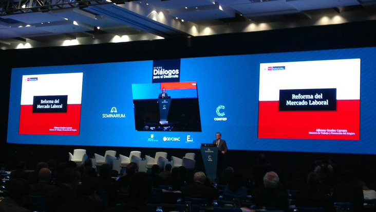 Alfonso Grados: "No habrá una reforma laboral duradera sin diálogo"