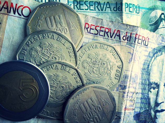 241863-bcr-dolarizacion-del-credito-vehicular-cayo-diez-puntos-en-el-ultimo-ano