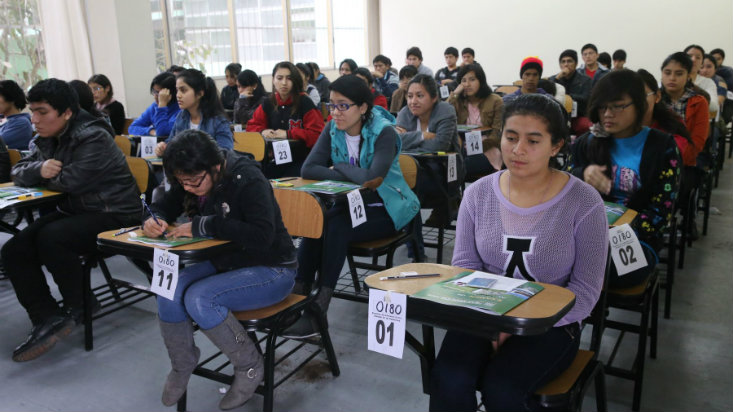 252387-ley-universitaria-congreso-aumento-edad-de-jubilacion-de-los-profesores