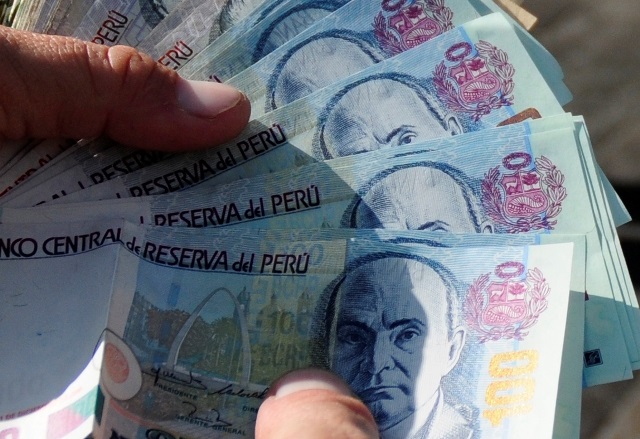 Empleo en Lima: ingreso promedio mensual cayó 2.2% a S/.1,659, según el INEI