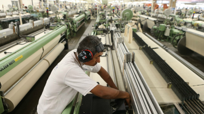 Empleos en construcción, comercio y manufactura se redujeron en Lima Metropolitana