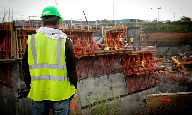 INEI: consumo interno de cemento siguió creciendo por noveno mes consecutivo