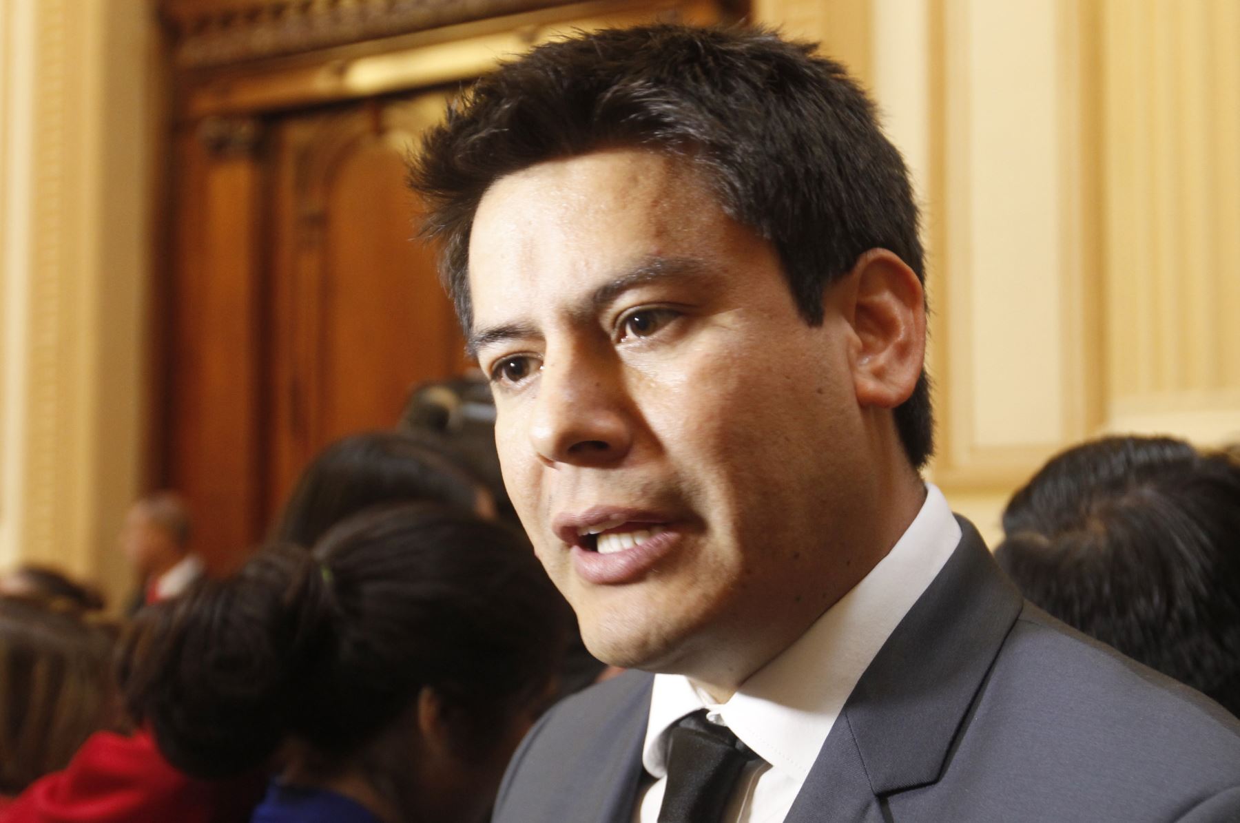 Fiscalía allanó empresa fundada por congresista fujimorista Edwin Vergara
