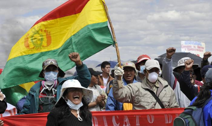 376838-evo-morales-se-proclamo-presidente-en-bolivia-en-primera-vuelta