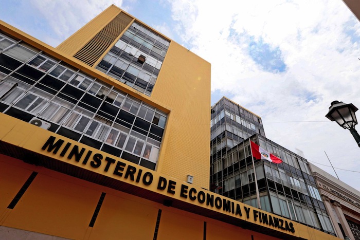 MEF precisó aplicación de fichas técnicas para proyectos menores a S/1,700 millones