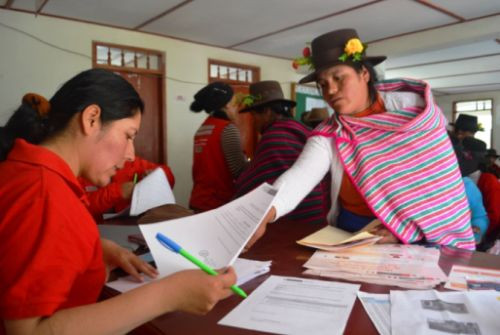 gobierno-desembolso-mas-de-s-11-mil-millones-para-financiar-bono-monetario-a-familias-vulnerables
