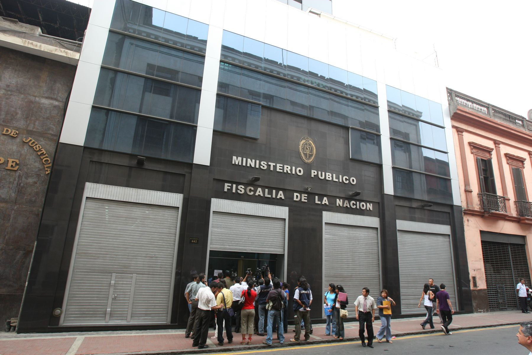 fiscalia-hallo-us-20000-en-despacho-de-exsecretario-de-presidencia-y-exigen-a-pcm-pronunciamiento