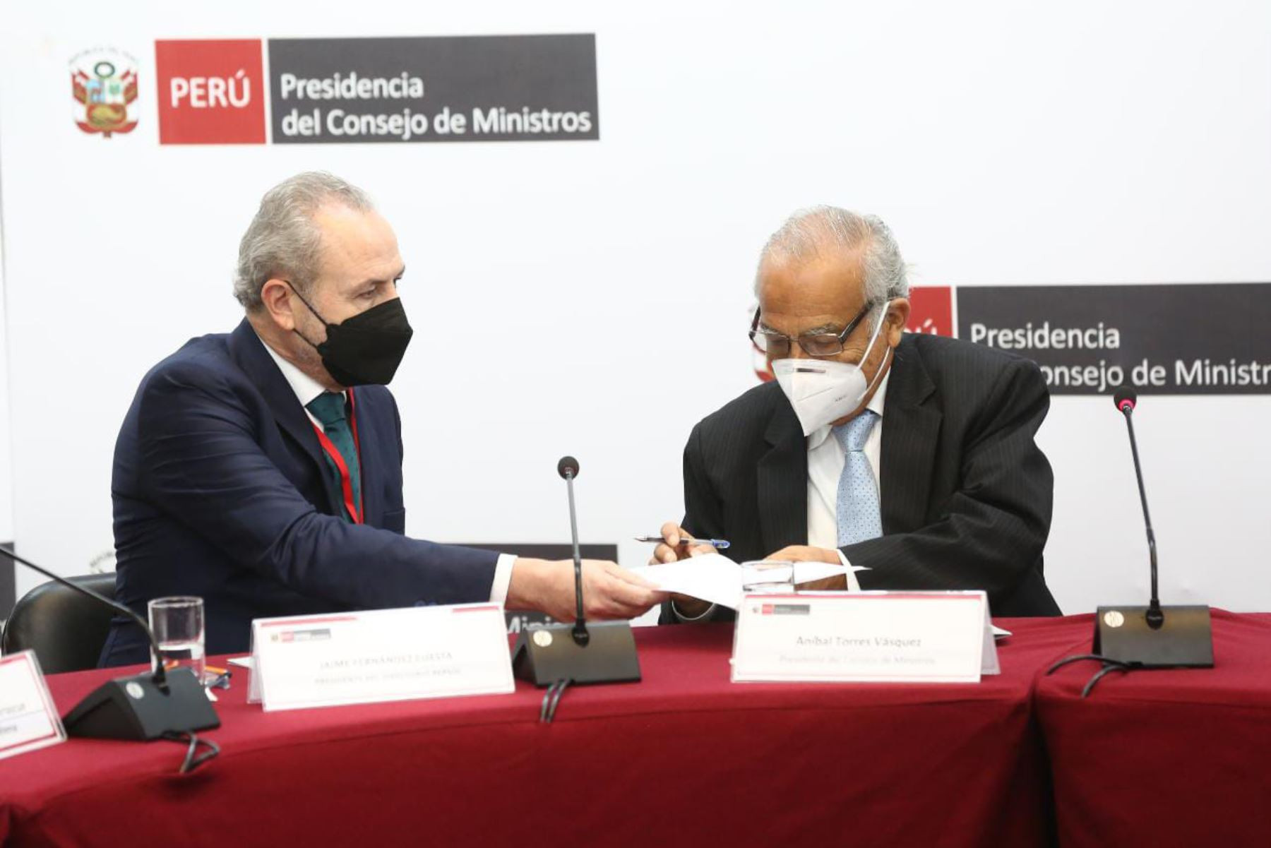 repsol-firma-acuerdo-con-gobierno-para-indemnizar-a-afectados-por-derrame-de-petroleo