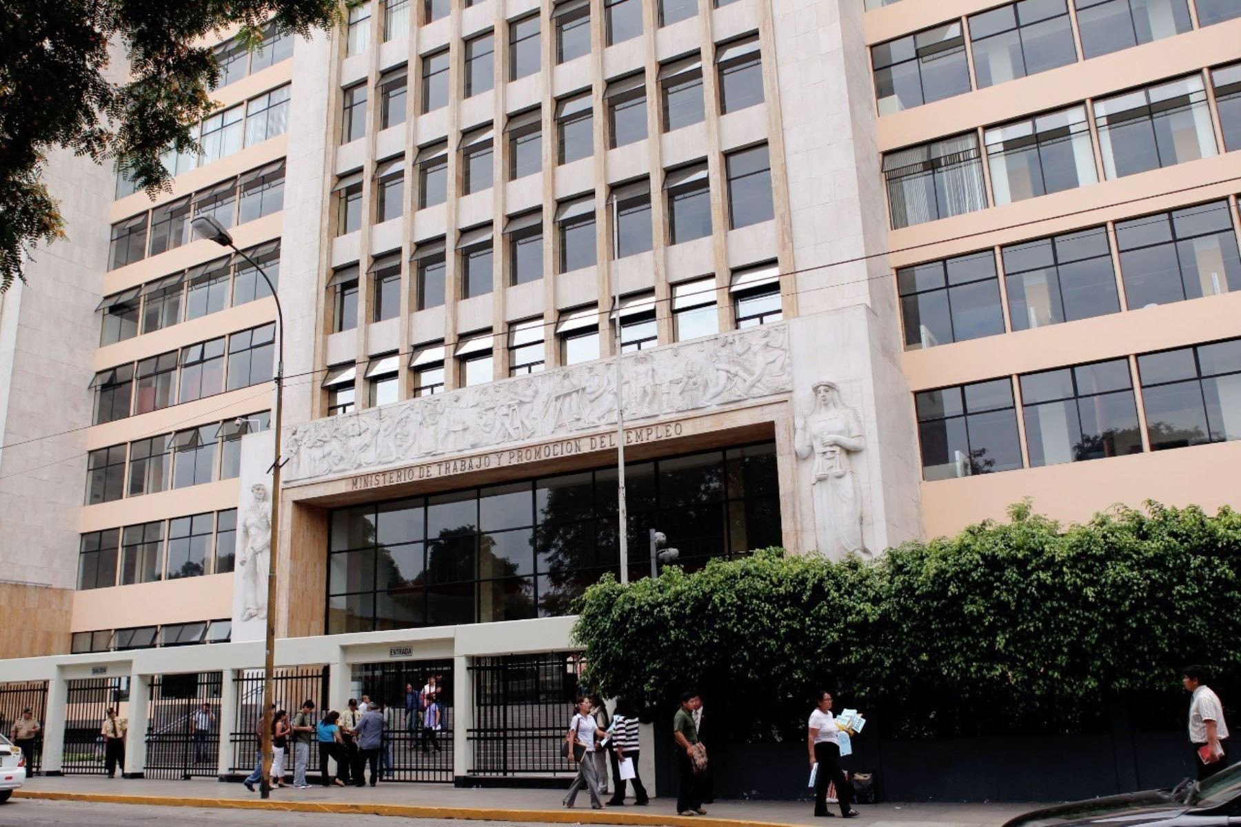 mtpe-insto-a-gremios-empresariales-a-participar-del-consejo-del-trabajo