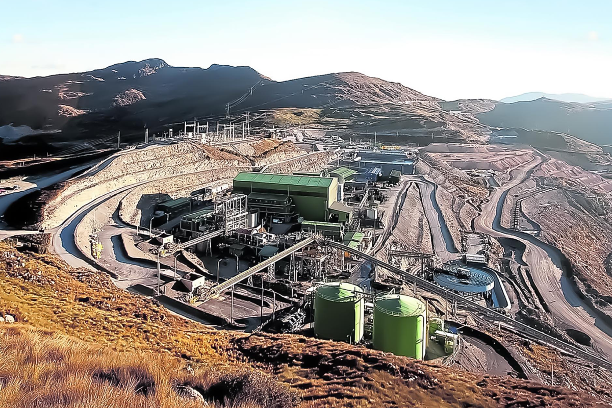 gold-fields-obtuvo-permisos-para-extender-la-operacion-de-cerro-corona-hasta-2030