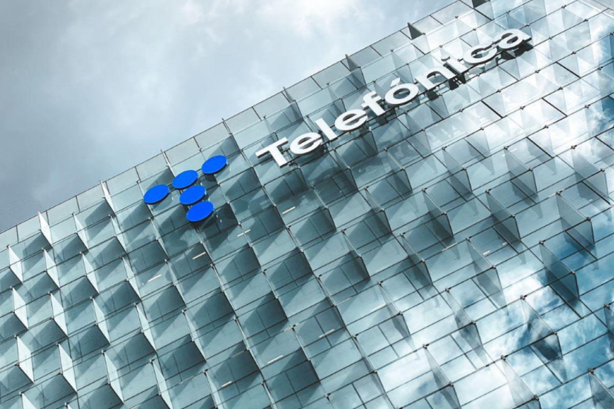 america-movil-y-entel-lanzaron-oferta-conjunta-por-activos-de-telefonica-en-chile