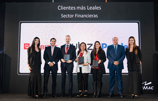 Rimac Seguros reconoció a sus clientes más leales en el 2025